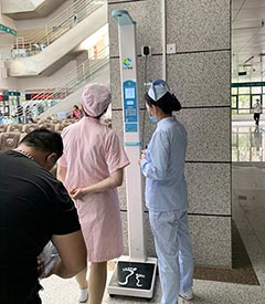 乡镇卫生院、社区卫生服务中心使用超声波身高体重测量仪自动热敏打印(图1)